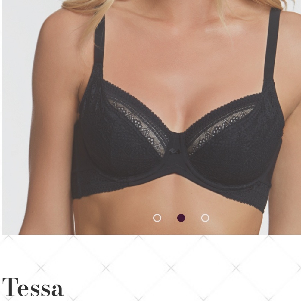 Black Bra 32F side support push up Dominique Tessa